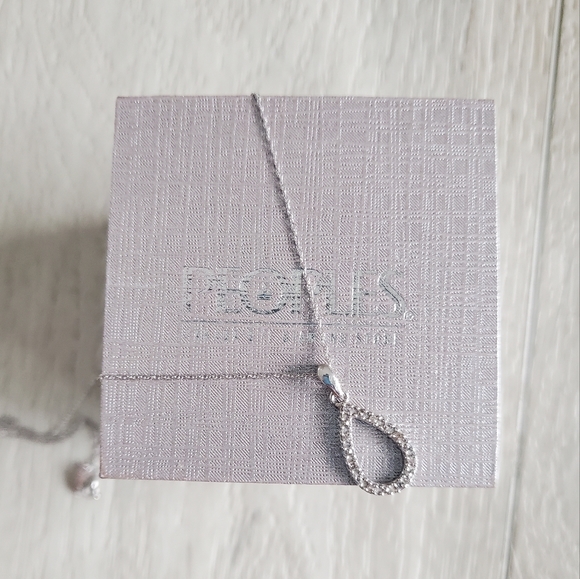 Diamond Accent Teardrop in 10K White Gold - Picture 5 of 6